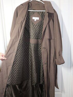 Andrea Brem New York brown lined hooded, belted trench coat. Size 12.